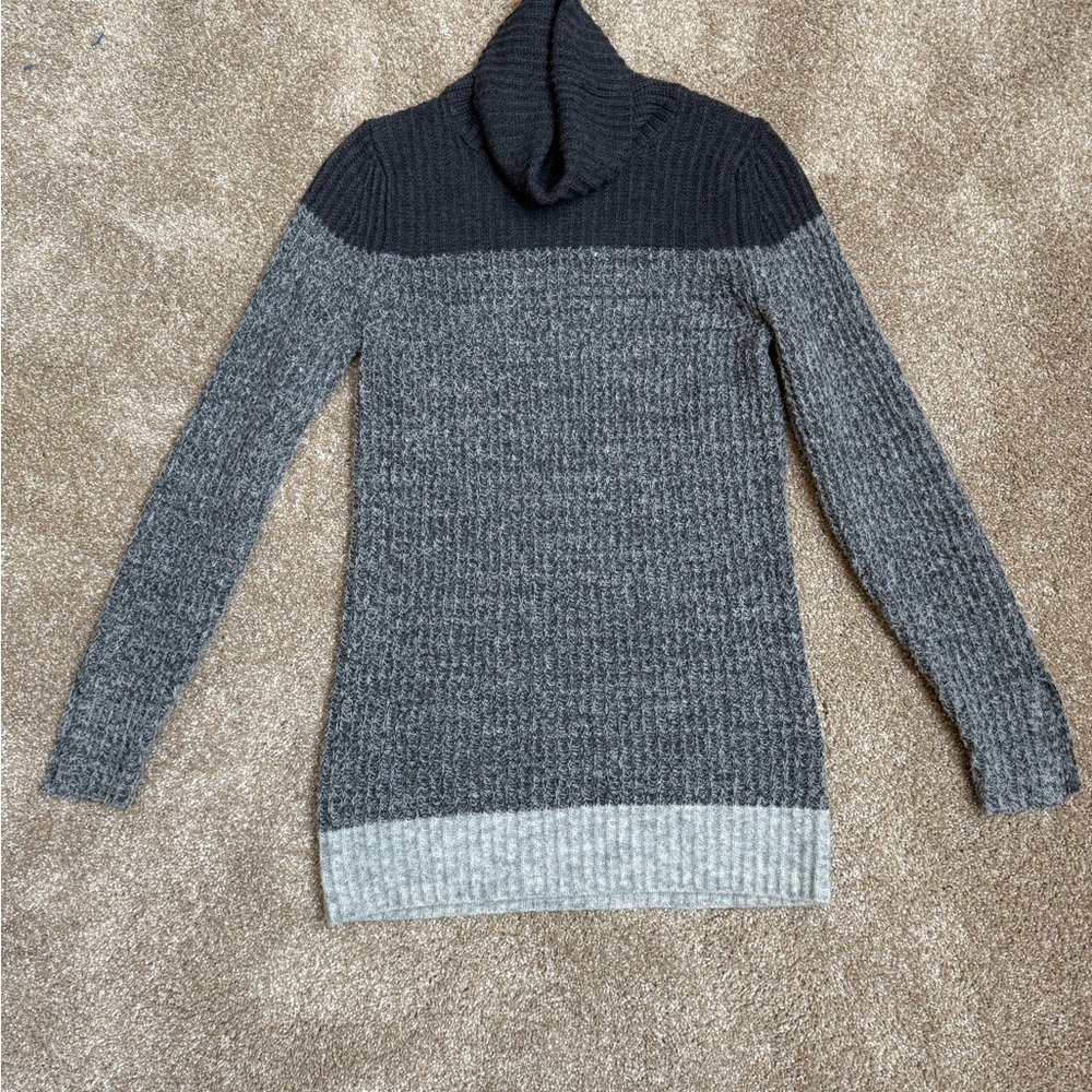Women’s BANANA REPUBLIC Tunic-Style Sweater, Size S